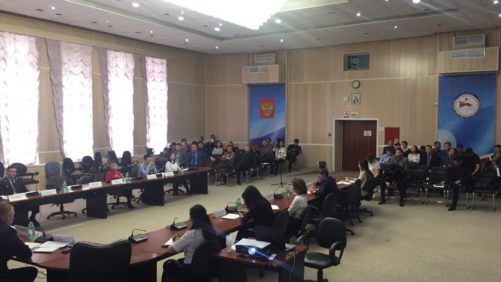 В Якутии прошло совещание по вопросам пассажирских перевозок