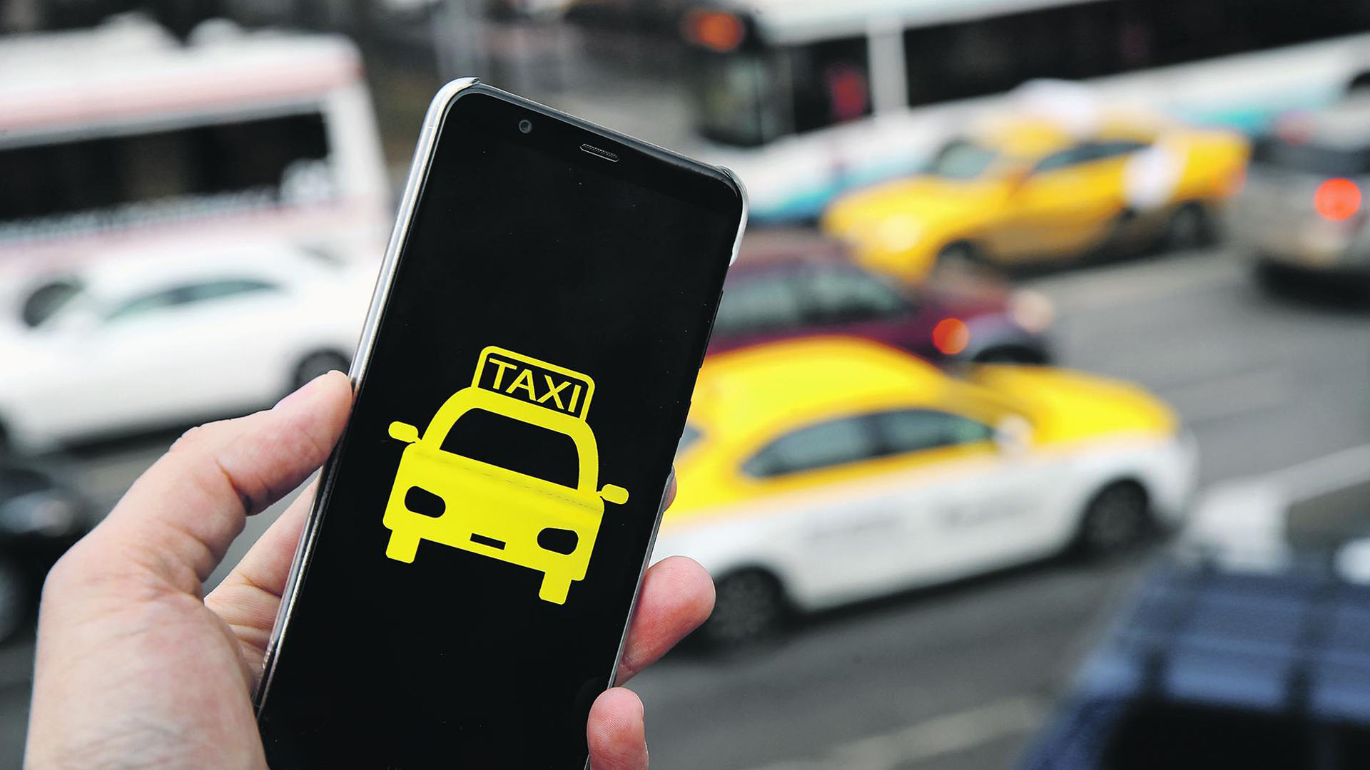 Роскачество проверило приложения для заказа такси