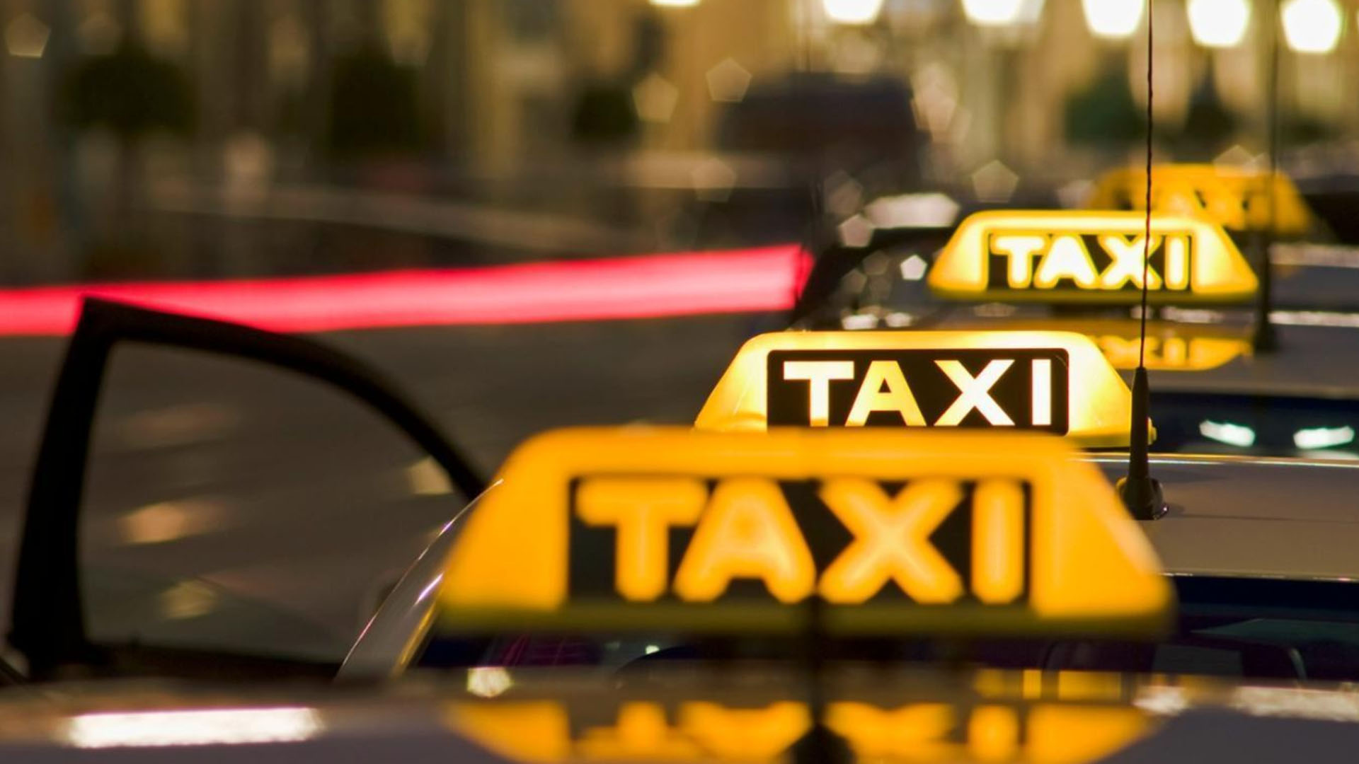 Эксперты расскажут, почему водители такси попадают в ДТП