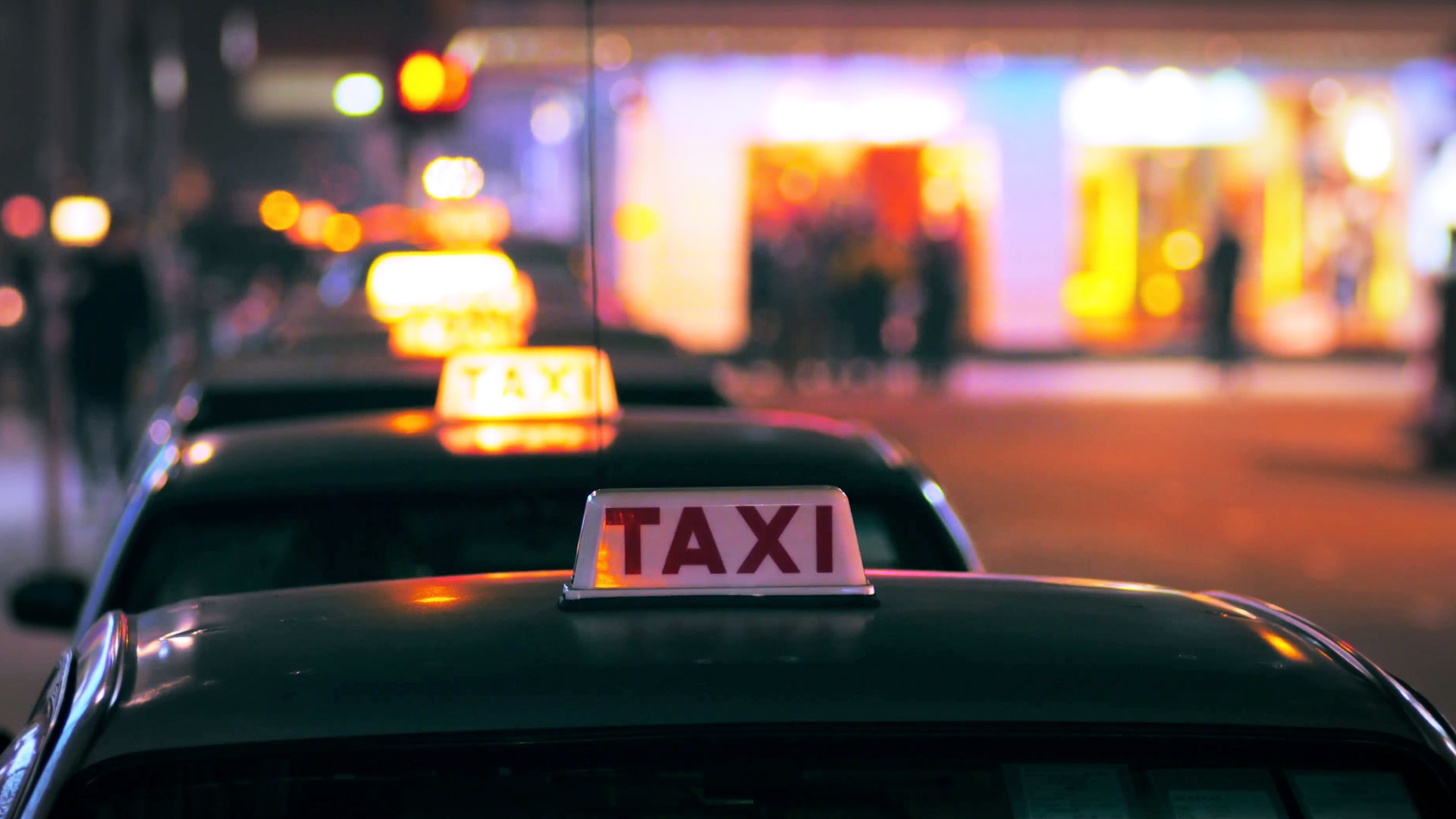 В Мюнхене женщинам компенсируют ночные поездки на такси