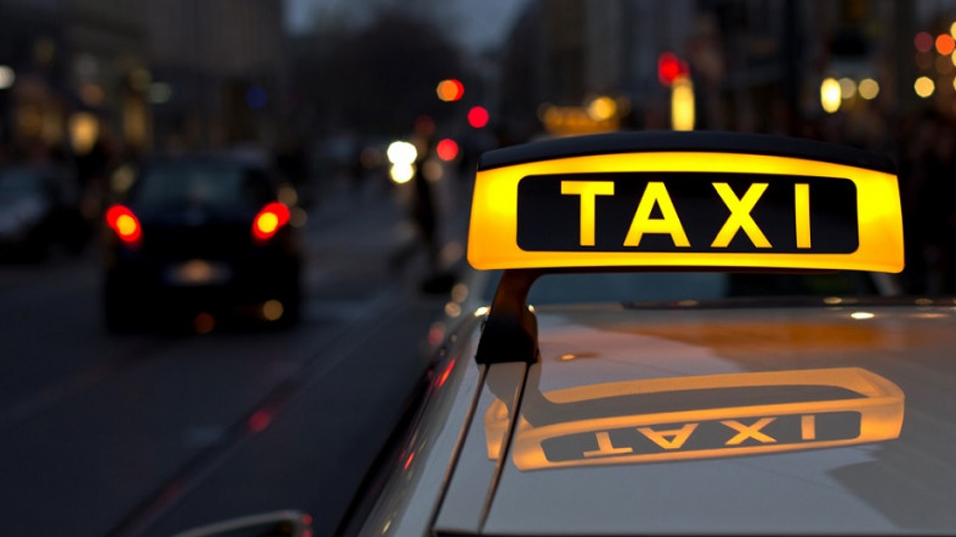 Разногласия между пассажирами и водителями такси