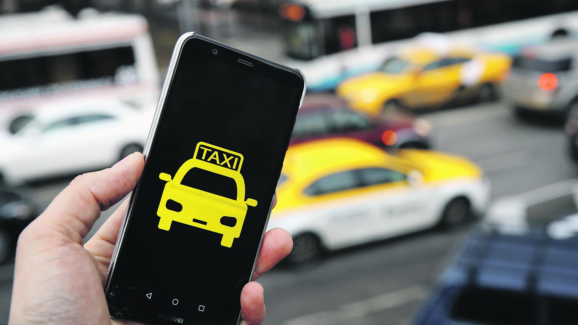 Агрегаторы такси получат доступ к базе ГИБДД для проверки водительских прав