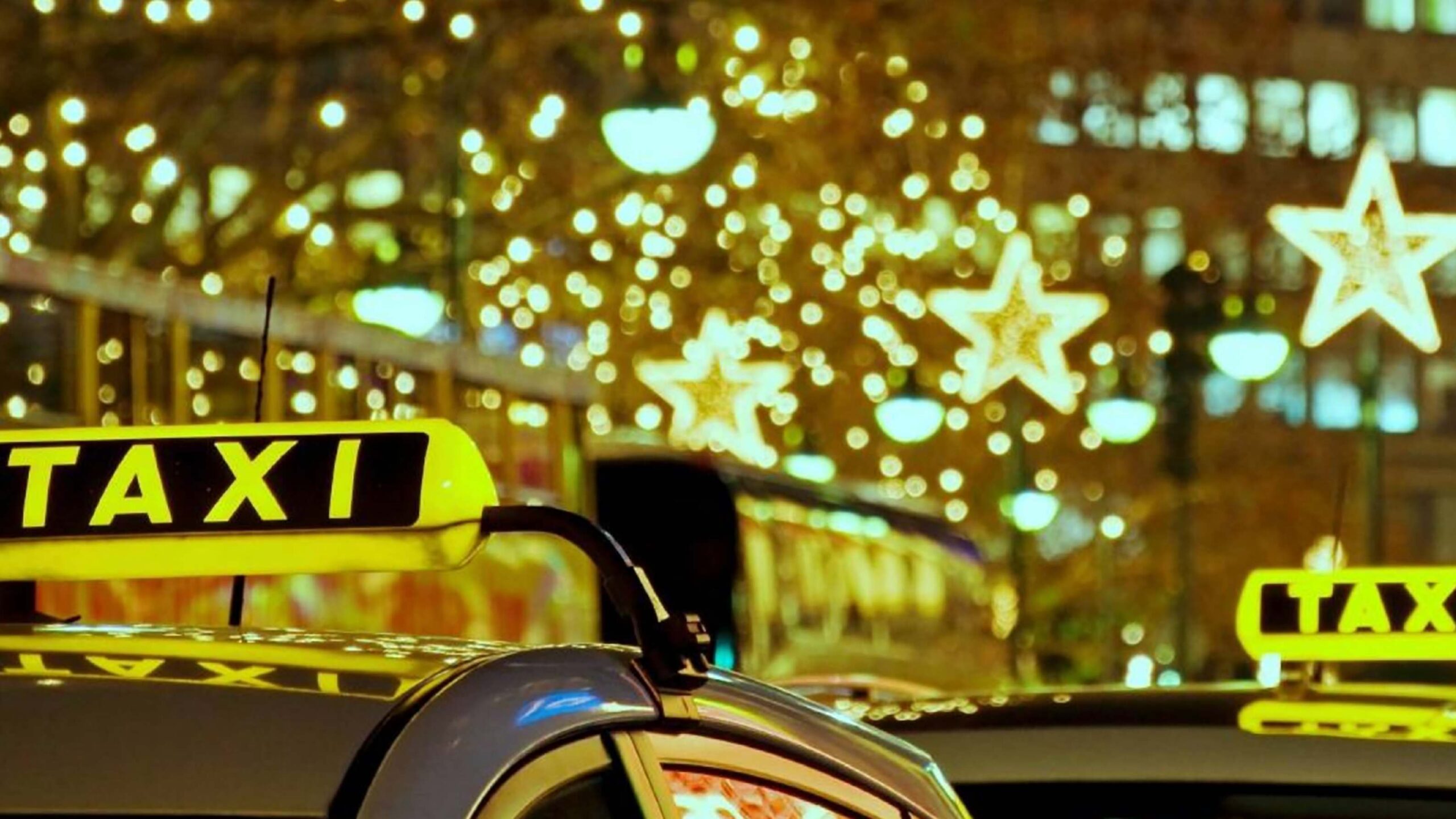В новогоднюю ночь количество автомобилей такси в Москве увеличат на 40-50%