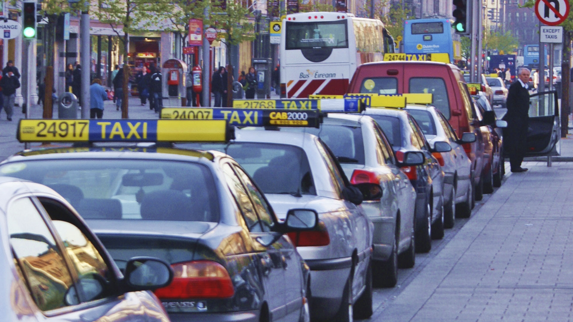 Пакет поддержки в размере 6,5 млн евро для отрасли такси в Ирландии