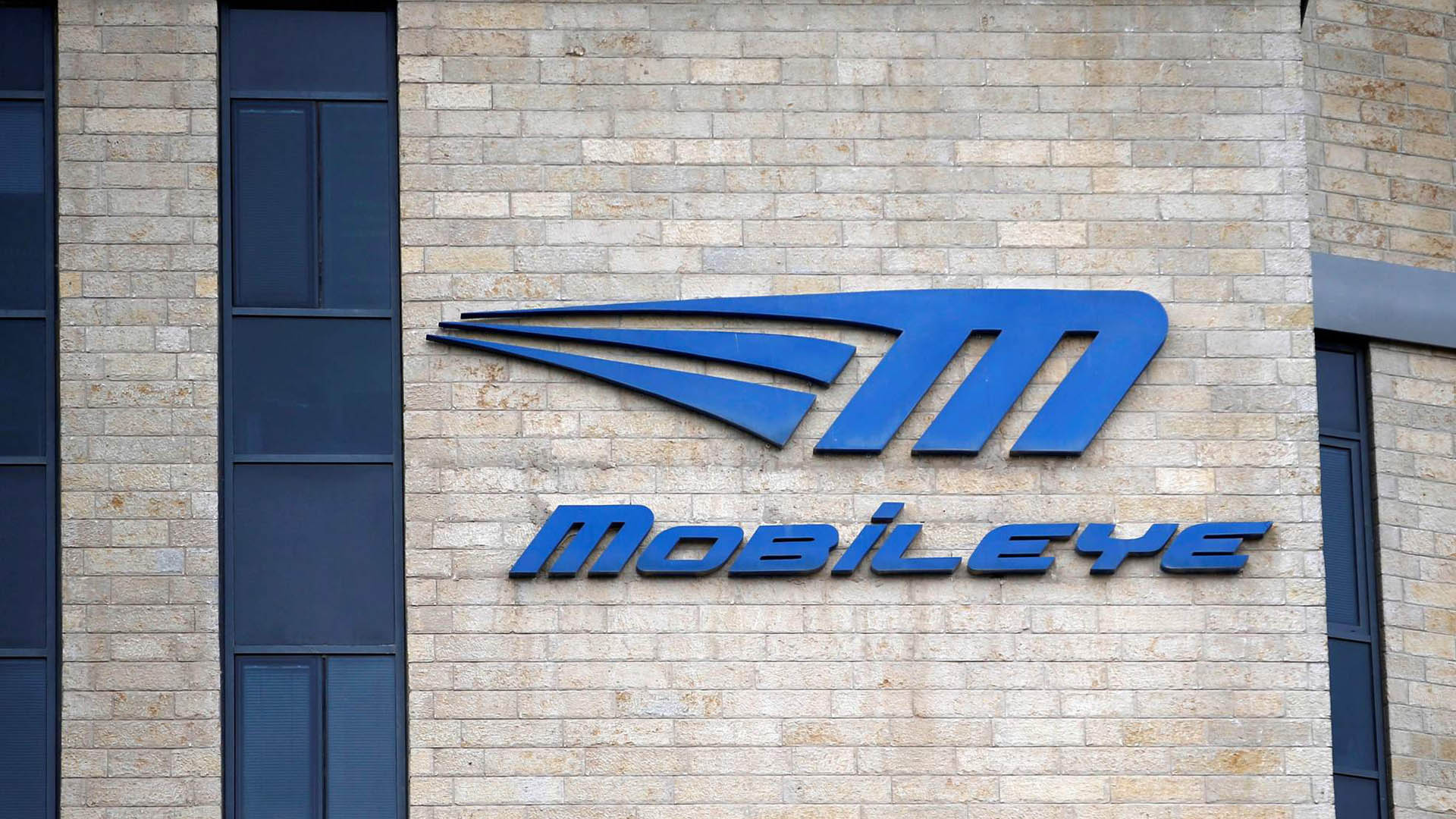 Компания Intel Mobileye запустит сервис беспилотных такси в Германии в 2022 году