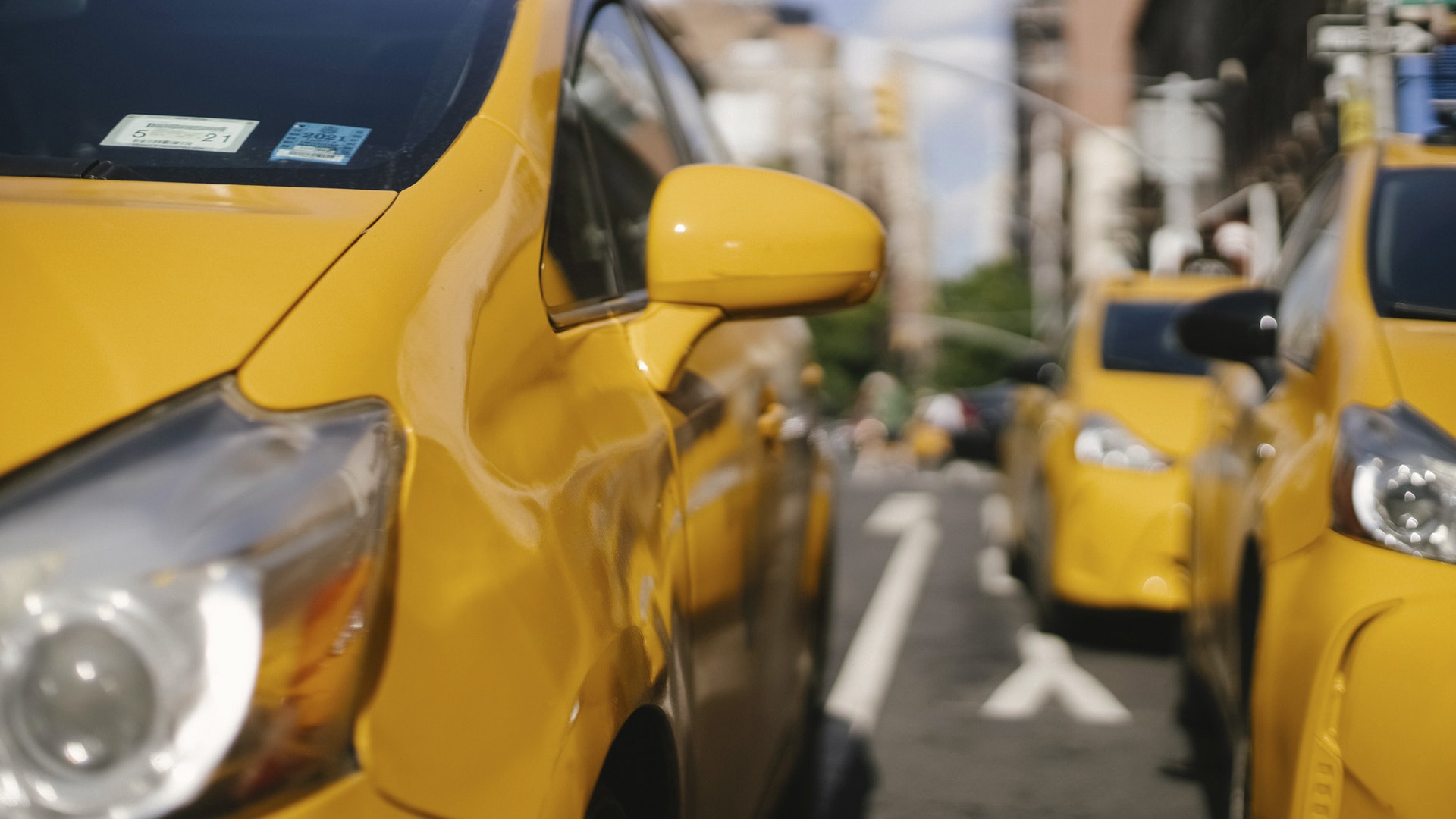 В 2021 году снизилось количество погибших в авариях с участием такси